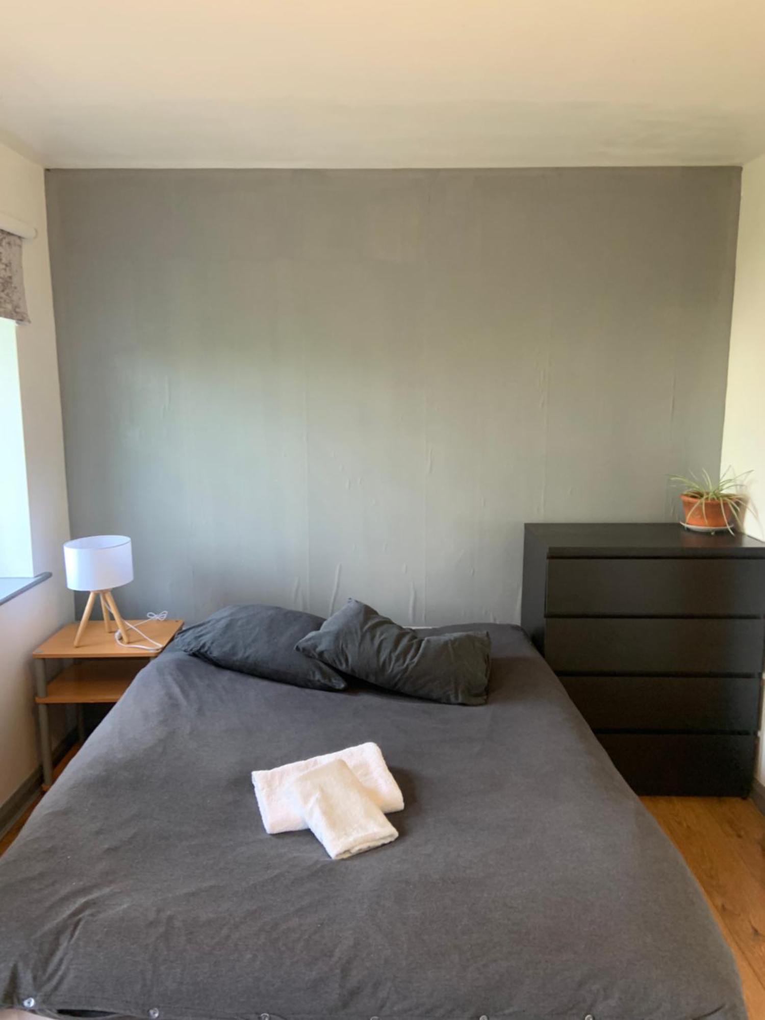 Well-Equipped 4 Bedroom House Close To City Centre Leeds  Exteriör bild