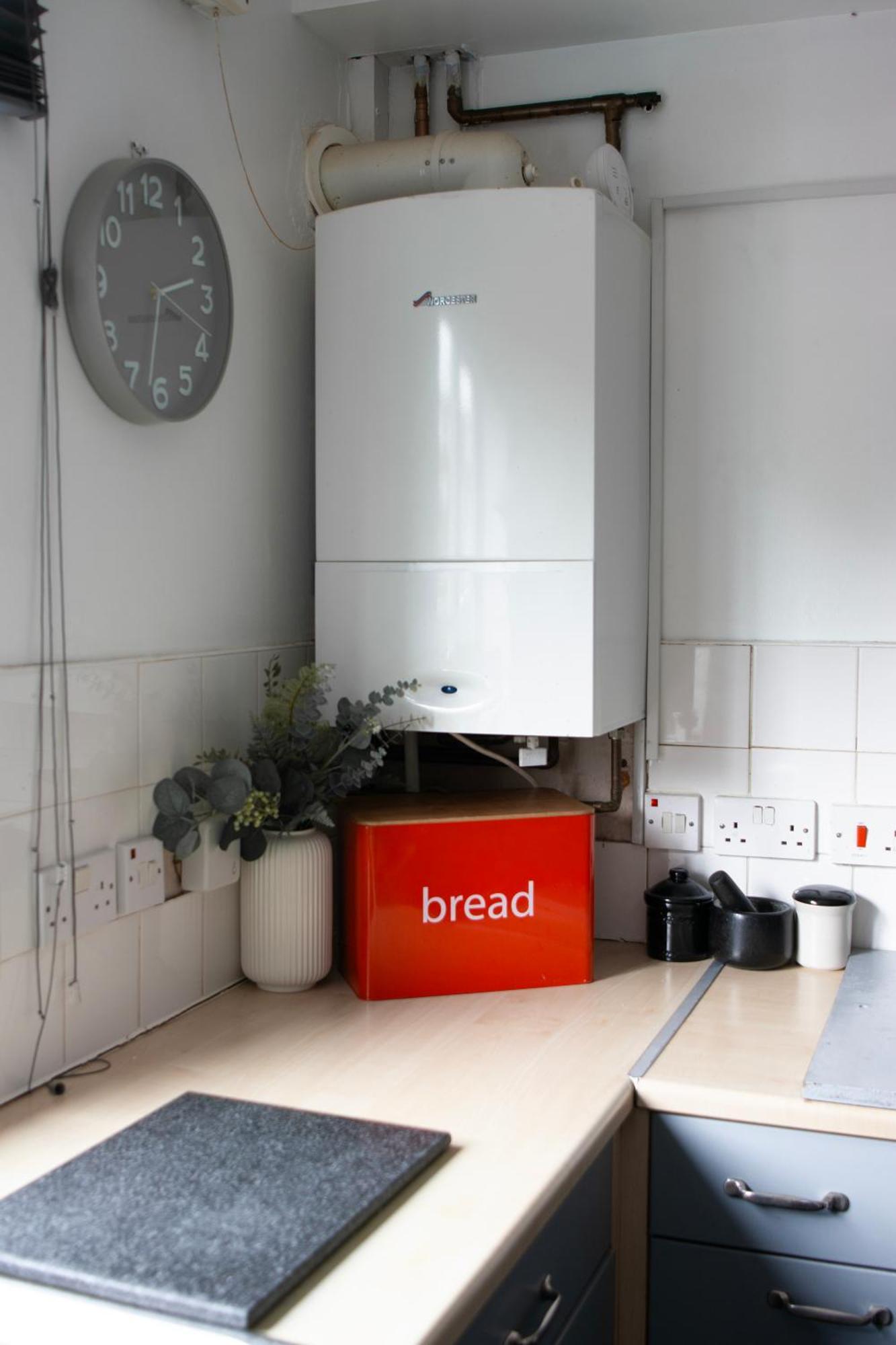 Well-Equipped 4 Bedroom House Close To City Centre Leeds  Exteriör bild