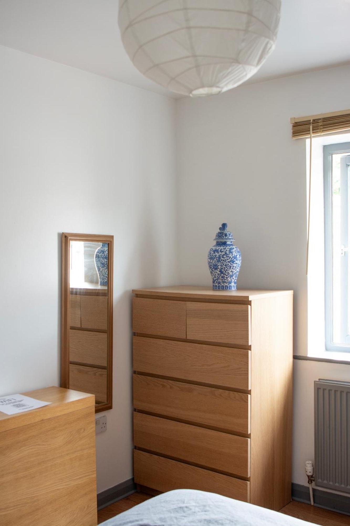 Well-Equipped 4 Bedroom House Close To City Centre Leeds  Exteriör bild