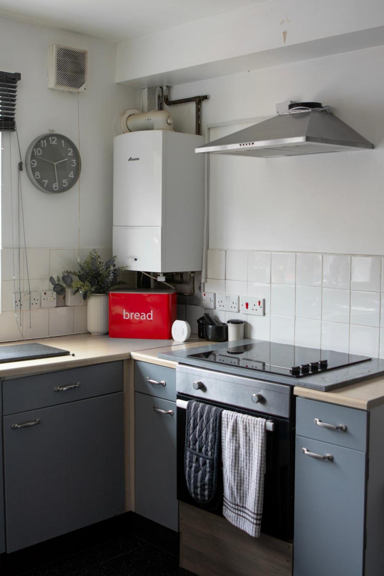 Well-Equipped 4 Bedroom House Close To City Centre Leeds  Exteriör bild